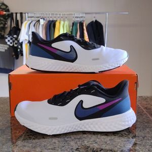 Nike Revolution 5 Women's Athletic shoes (White/Black/Blue/Purple) sneakers